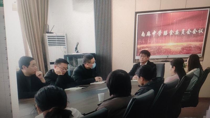 食堂工作会议_副本.jpg 食堂工作会议_副本.jpg